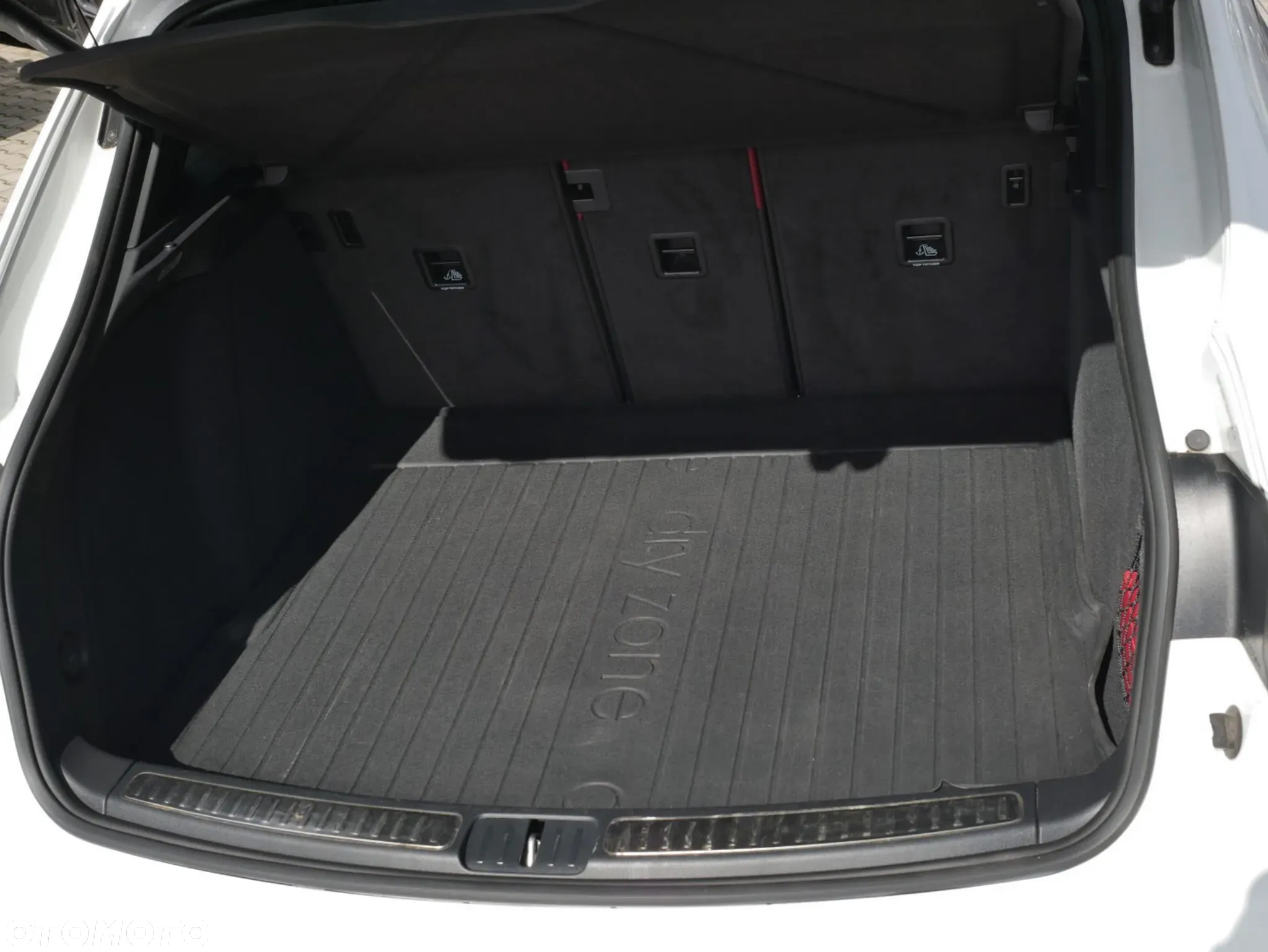 Porsche Macan - 22
