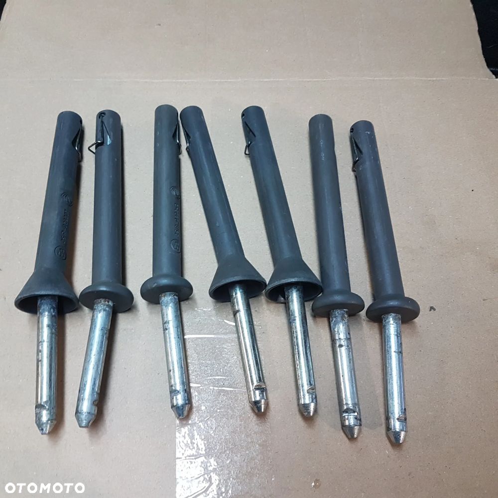 zagłówek zagłowek regulacja oś regulacji wysokości przód przednie fiat 126p 126 p maluch - 17