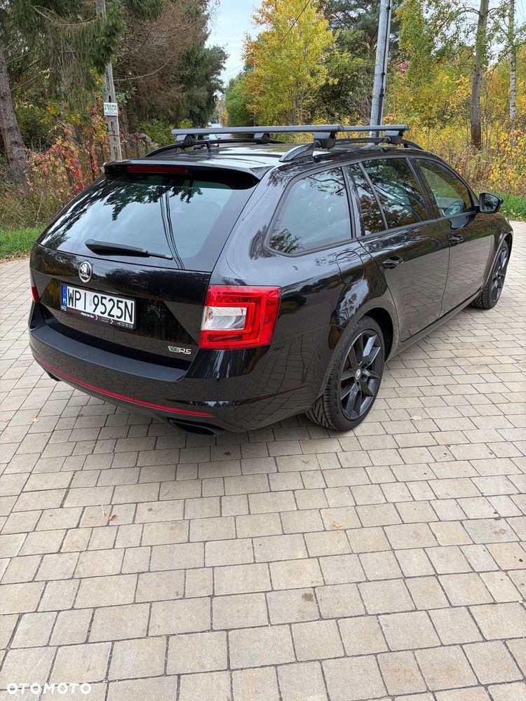 Skoda Octavia 2.0 TDI DSG RS - 18