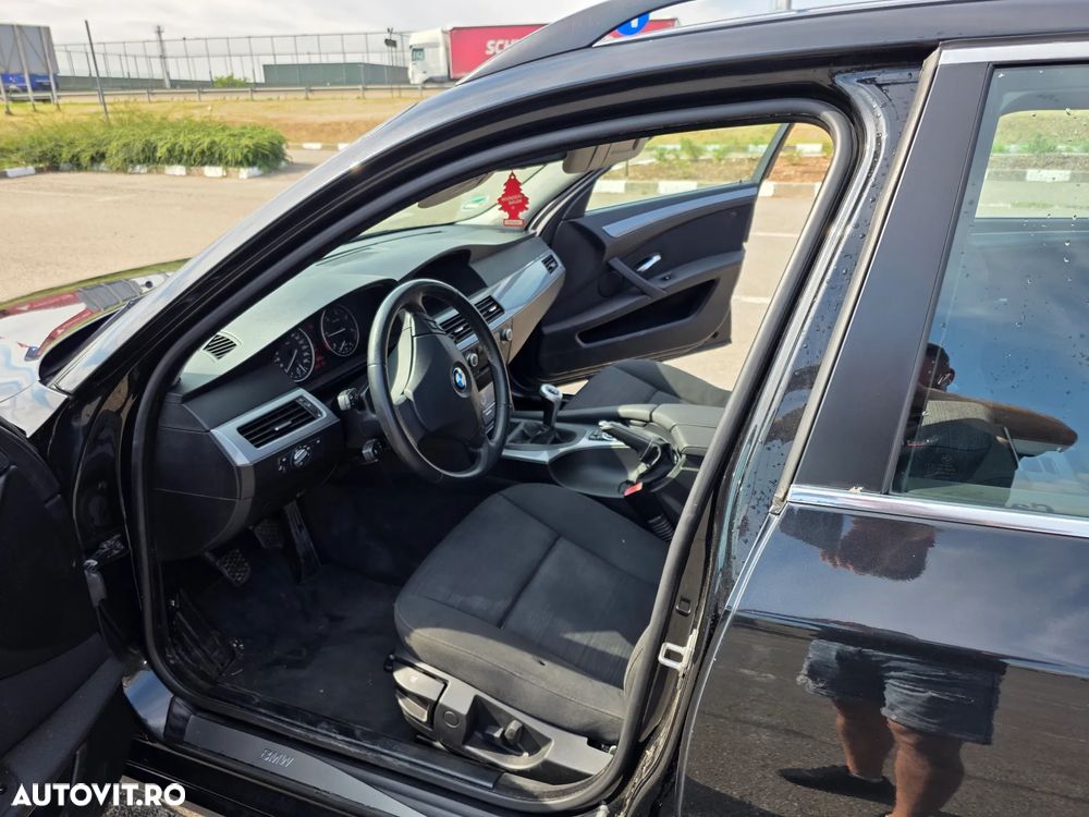 BMW Seria 5 520d Touring - 7