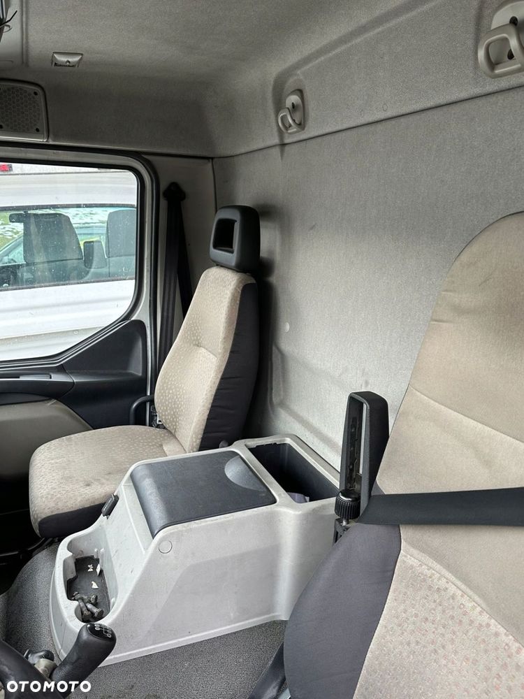 KABINA RENAULT MIDLUM 180 DXI EURO 5 - 11