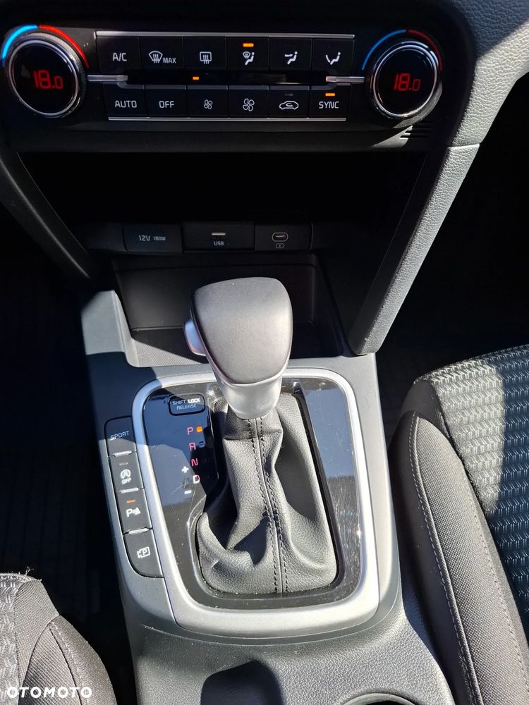 Kia Ceed 1.5 T-GDI M DCT - 26