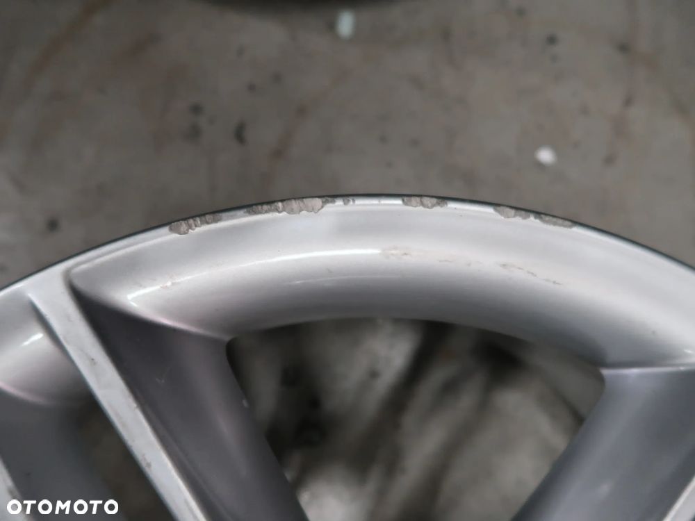 Z2 Felga Audi A5 8,5x19et32 8T0601025H - 3