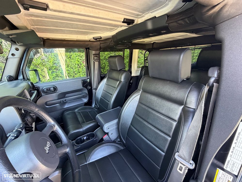 Jeep Wrangler - 7