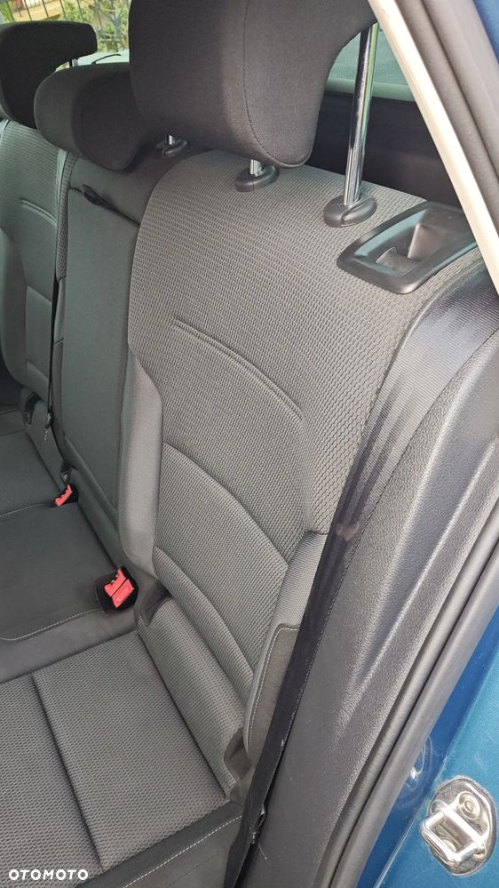 Volkswagen Golf VI 1.6 TDI BlueMot Comfortline - 25