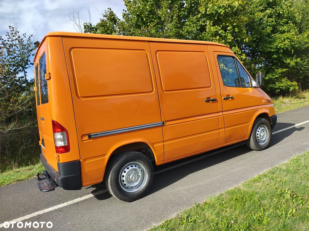 Mercedes-Benz SPRINTER - 15