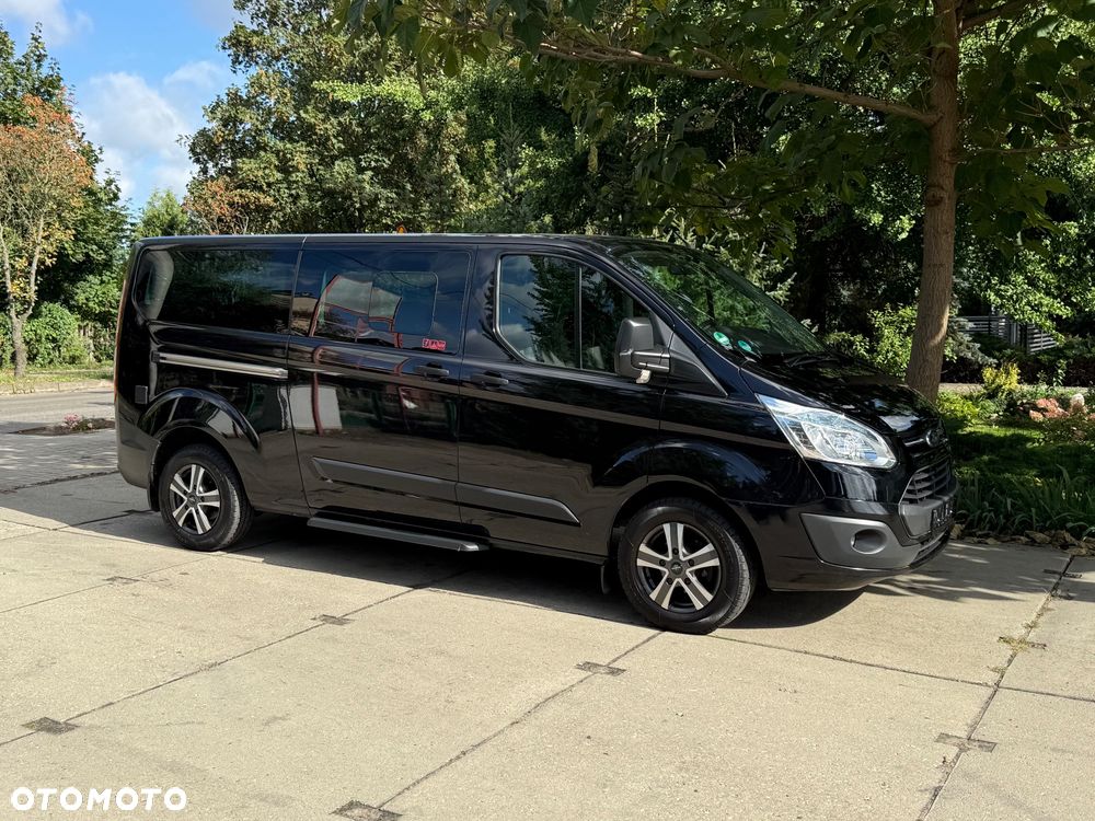 Ford Tourneo Custom - 3