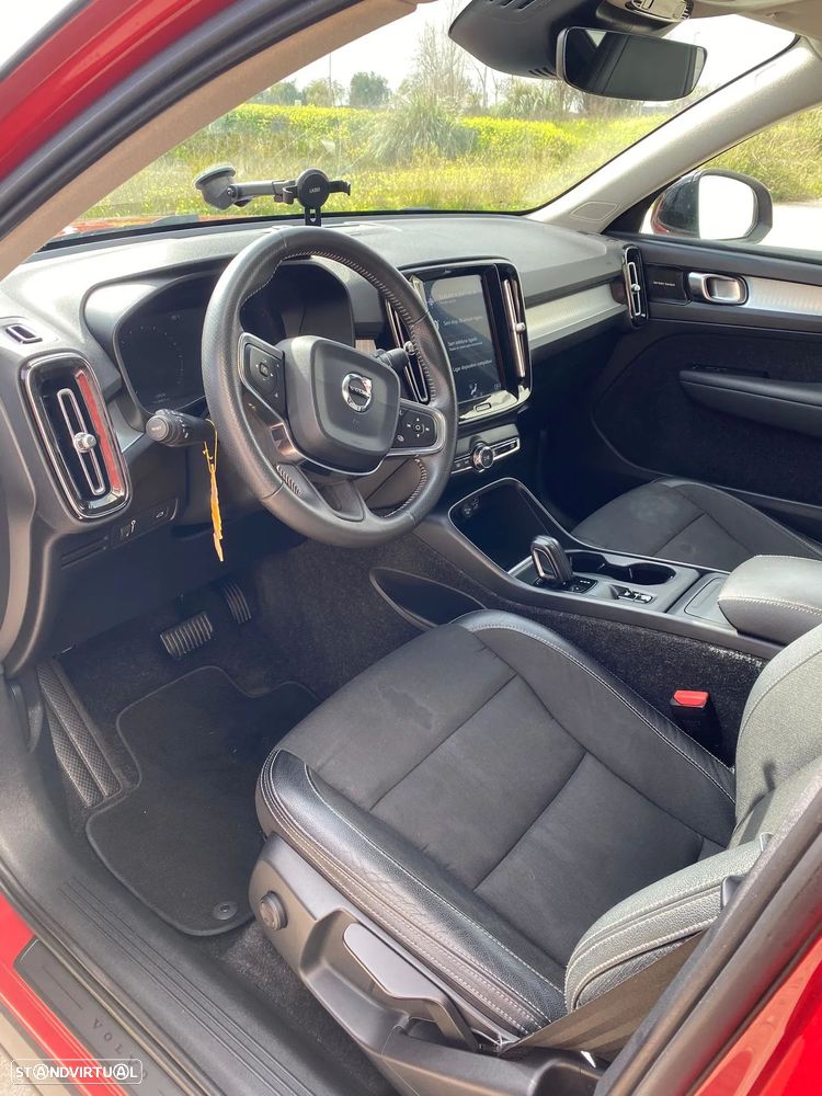 Volvo XC 40 2.0 D3 R-Design Geartronic - 3