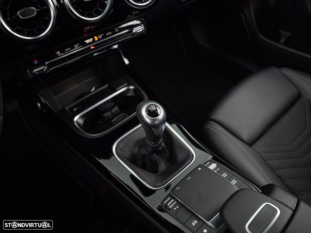 Mercedes-Benz A 180 d Style - 21