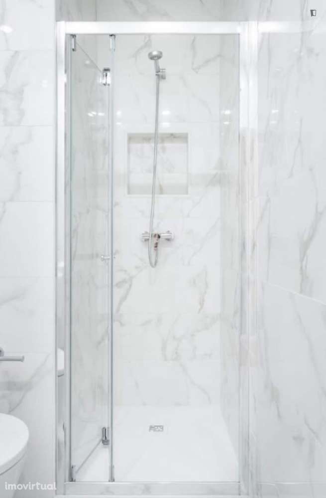 Apartamento com 1 quartos - localizado em Lordelo do Ouro Porto - Grande imagem: 3/14