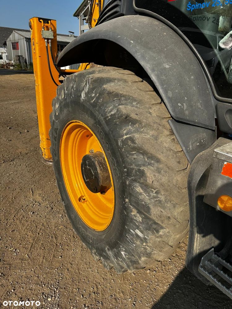 JCB 4CX +4 nowe opony BKT Model 2018 1 własciciel ZADBANA - 18