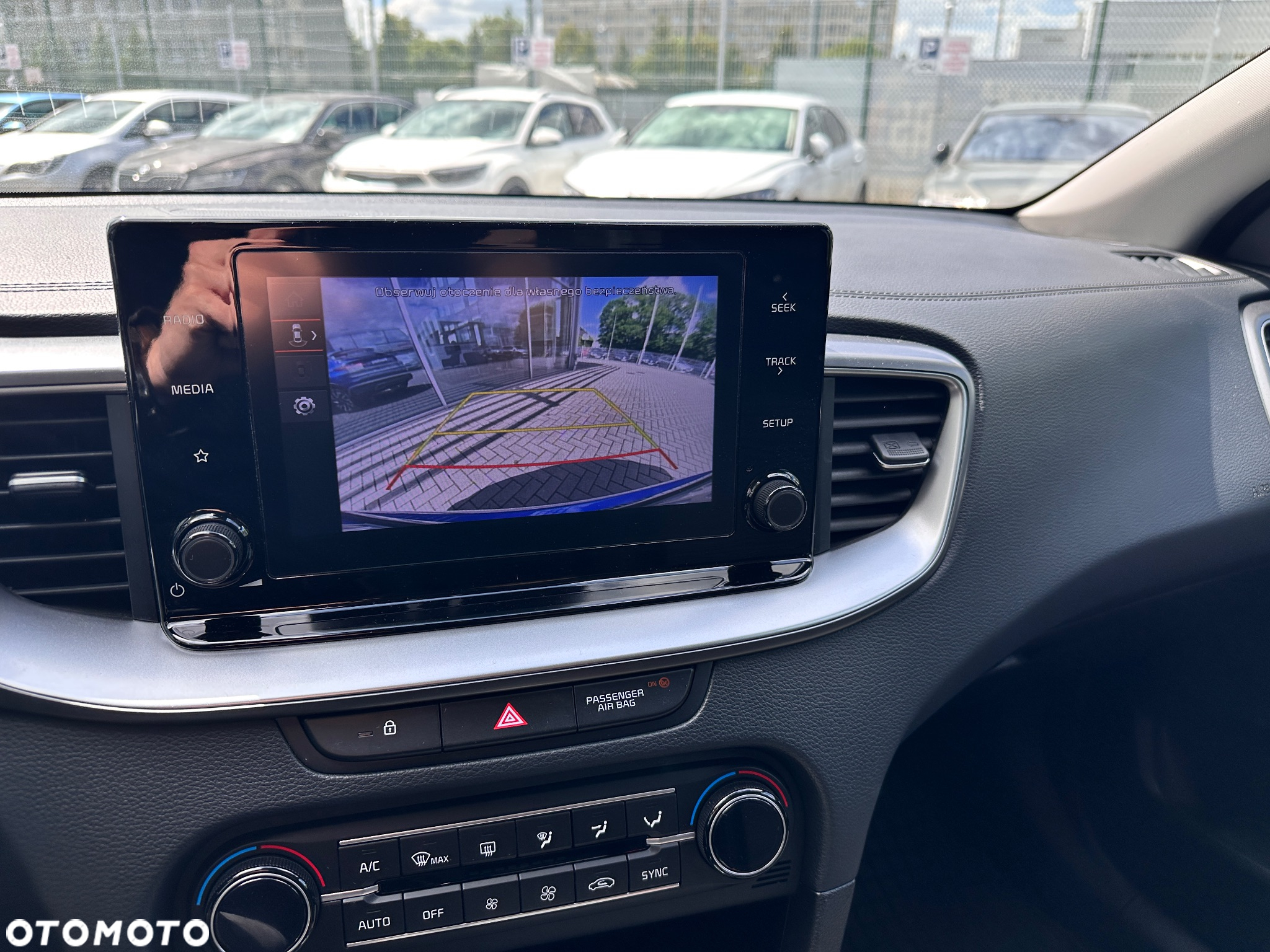 Kia XCeed 1.5 T-GDI M - 13