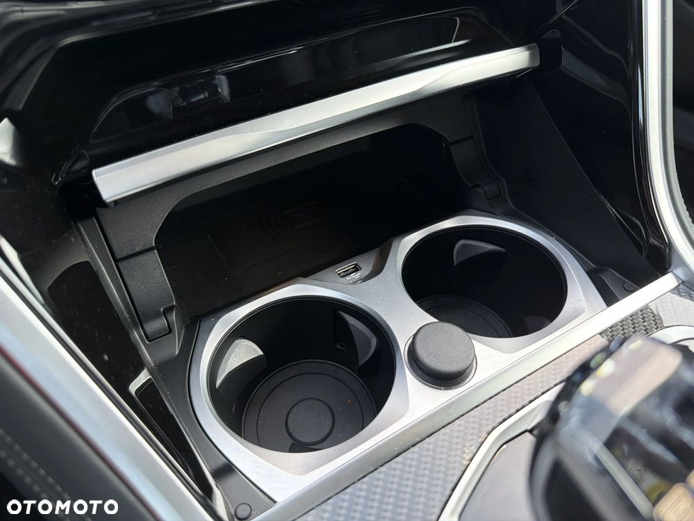 BMW Seria 8 M850i xDrive - 29
