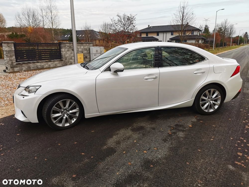 Lexus IS 200t Elite - 22