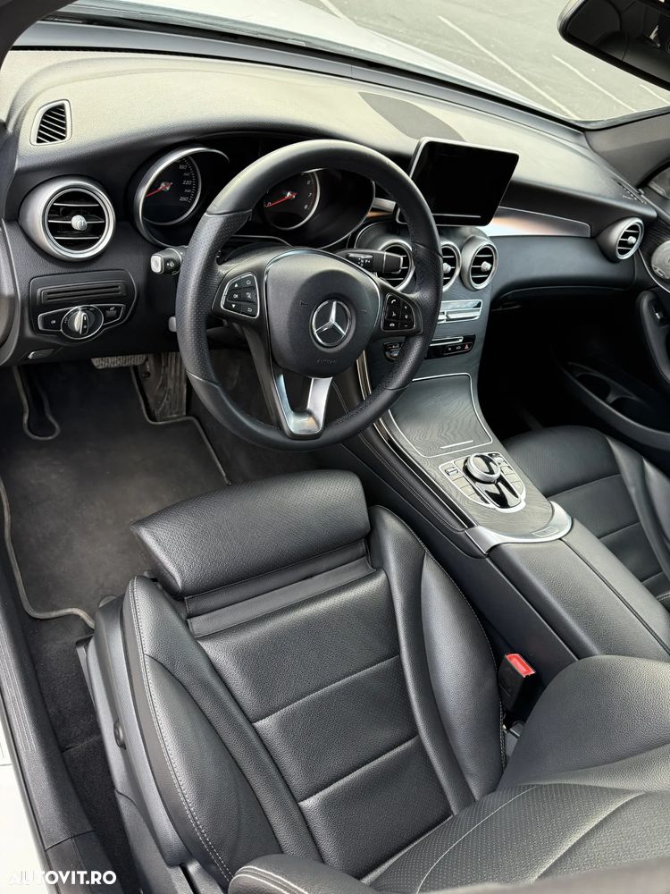 Mercedes-Benz GLC - 23