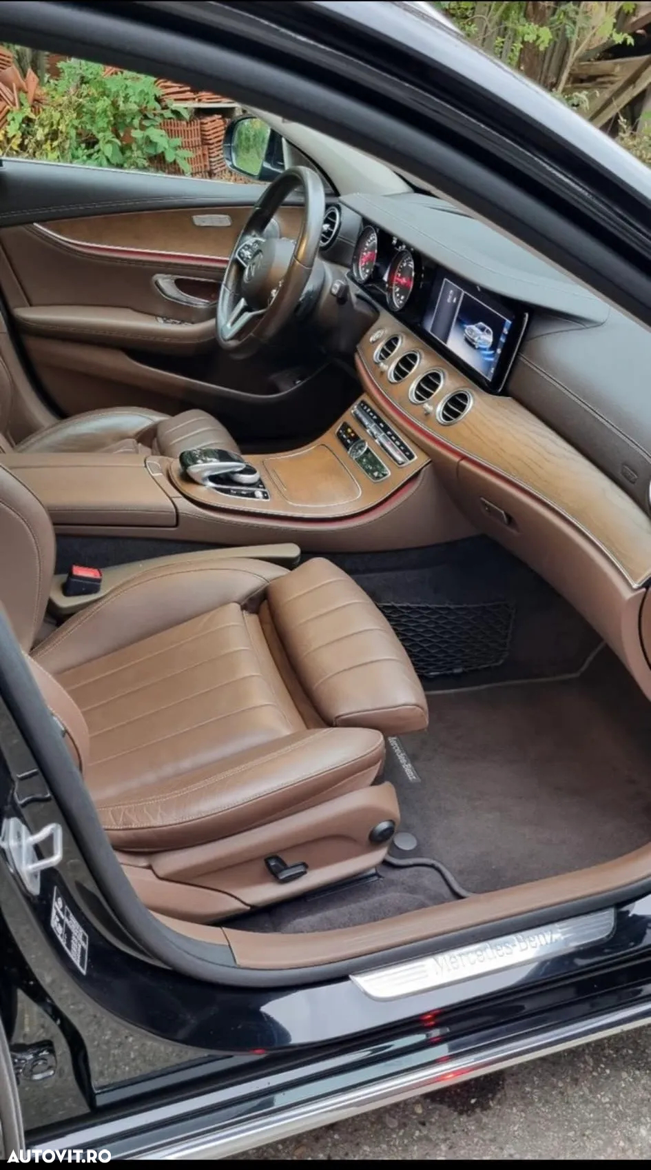 Mercedes-Benz E 220 d 9G-TRONIC Exclusive - 13