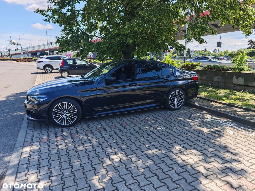 BMW Seria 5 530i Sport Line - 4