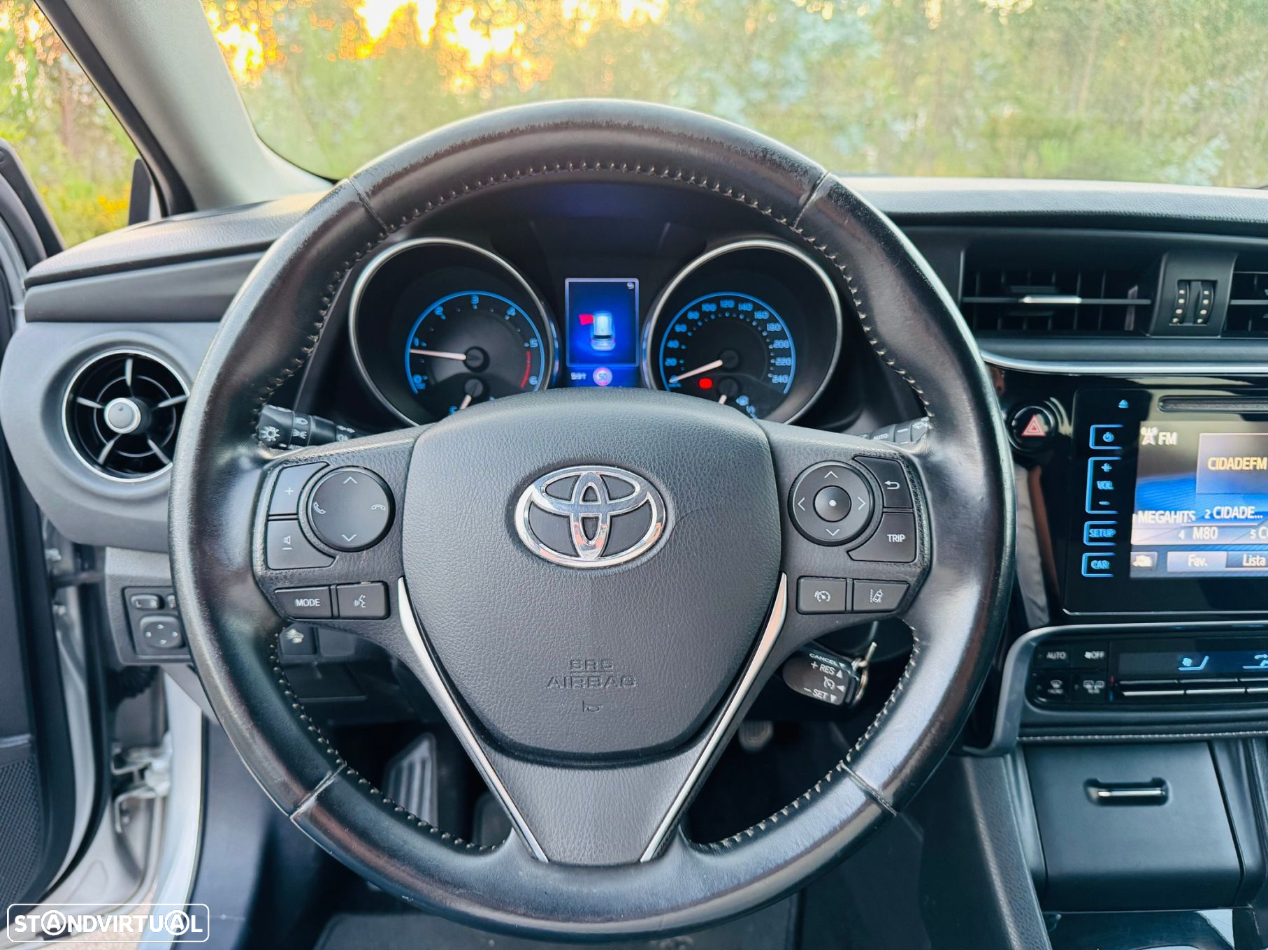 Toyota Auris Touring Sports - 22