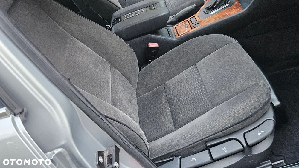 BMW Seria 5 - 34