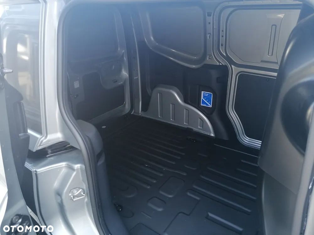 Ford Courier VAN - 14