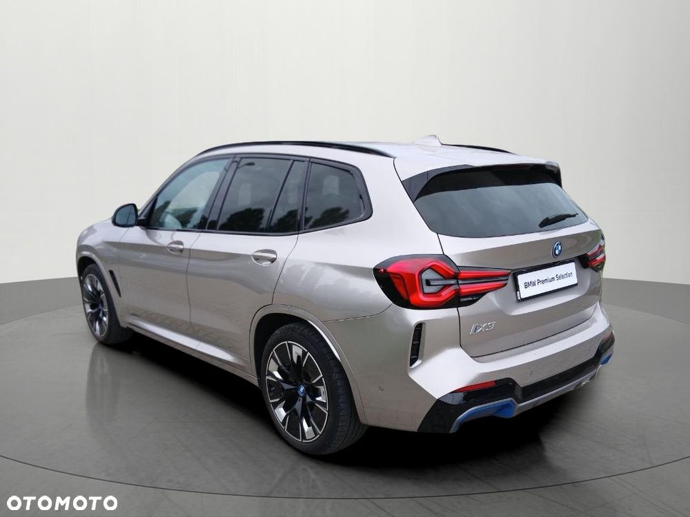 BMW iX3 80kWh Impressive - 4