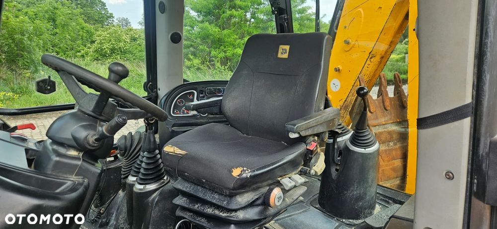 JCB 3CX - 7