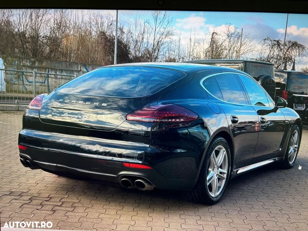 Porsche Panamera 4S PDK - 4