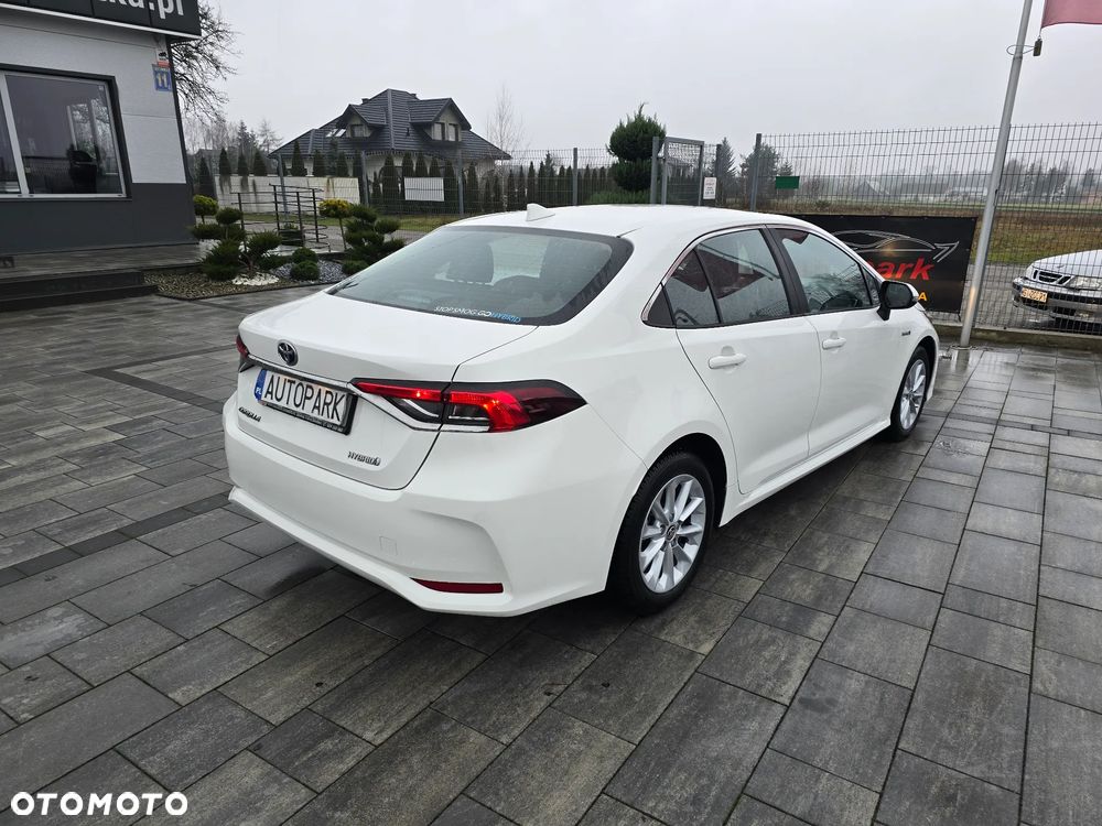 Toyota Corolla 1.8 Hybrid Comfort - 12