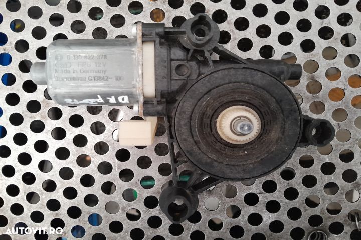 Motoras macara geam fata dreapta 0130822378 Volkswagen VW Golf 7 [201 - 7