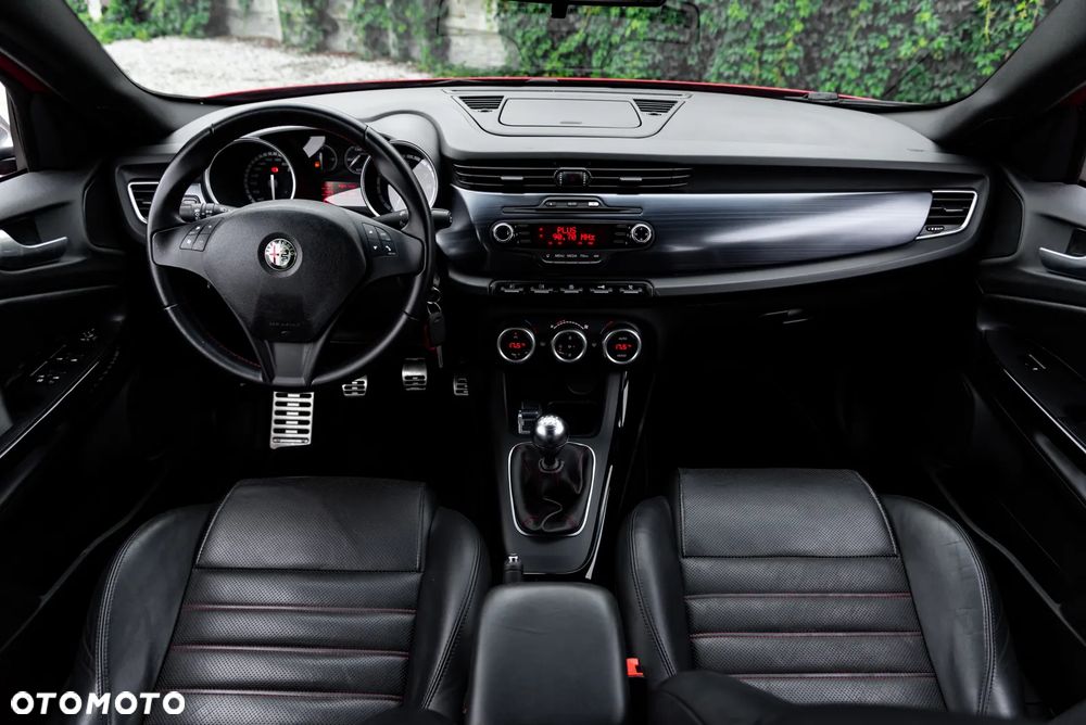 Alfa Romeo Giulietta 1.8 TBi 16V Quadrifoglio Verde - 31
