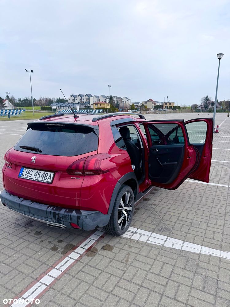 Peugeot 2008 1.2 Pure Tech Allure S&S EAT6 - 4