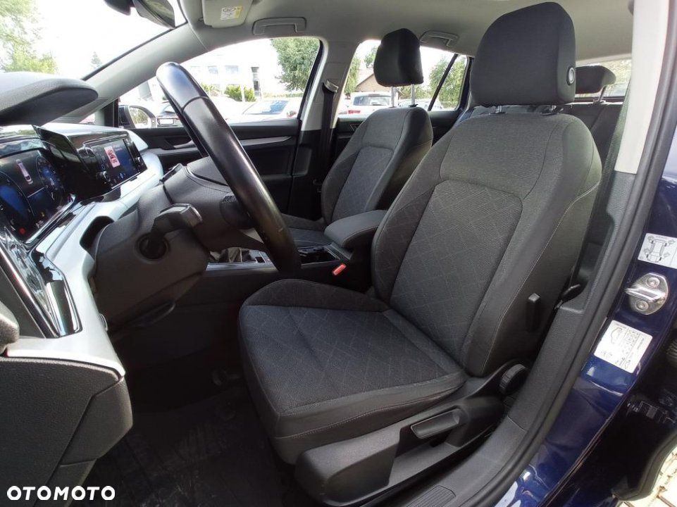 Volkswagen Golf - 11