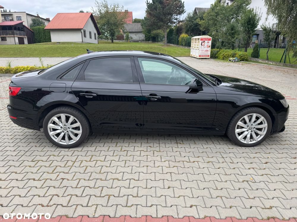 Audi A4 Limousine - 2