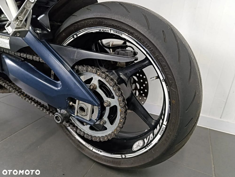 Yamaha FZ - 14