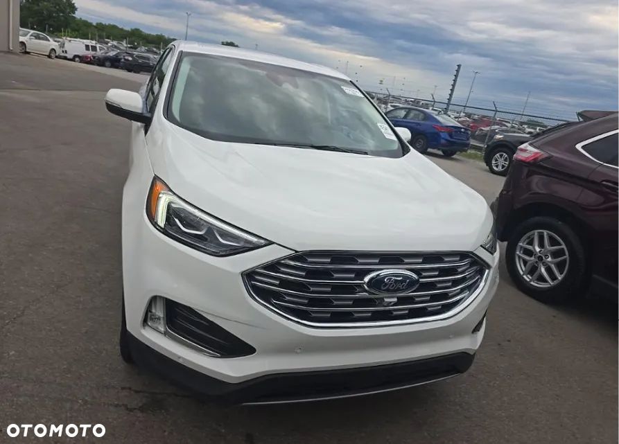 Ford Edge - 3