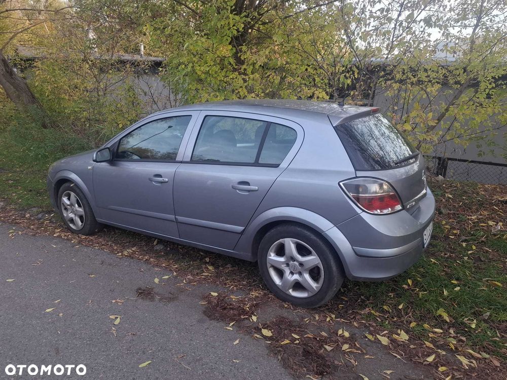 Opel Astra - 1
