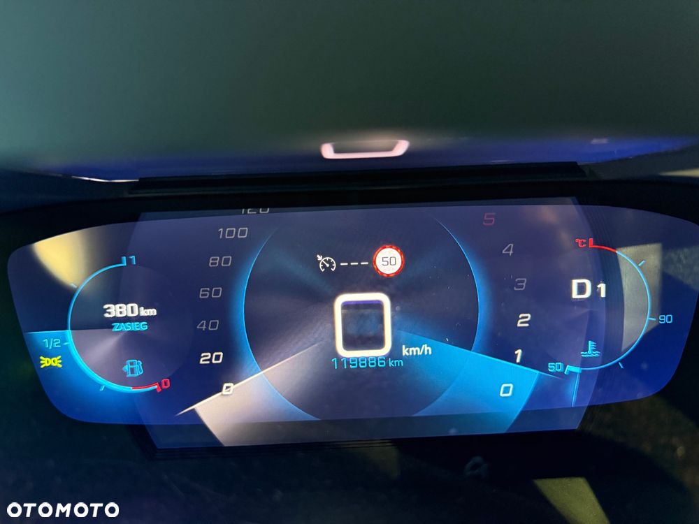 Peugeot 2008 1.5 BlueHDi Allure Pack S&S EAT8 - 11