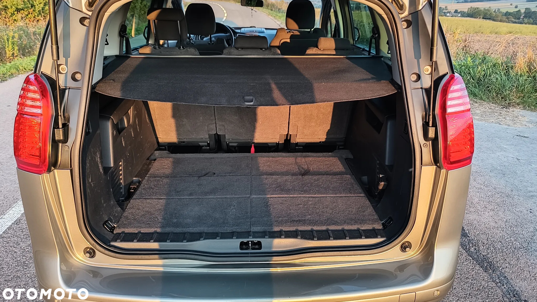 Peugeot 5008 e-HDI 115 ETG6 Stop&Start Active - 17