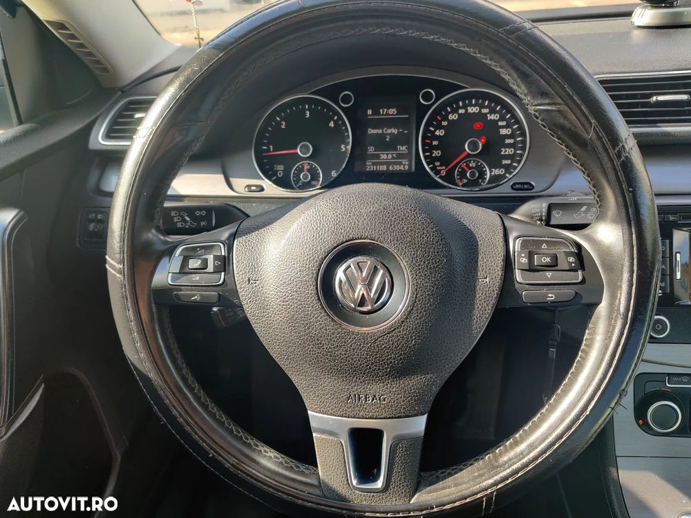 Volkswagen Passat 2.0 TDI BlueMotion Technology Trendline - 14