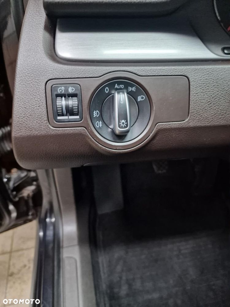 Volkswagen Passat 2.0 TDI Comfortline - 18