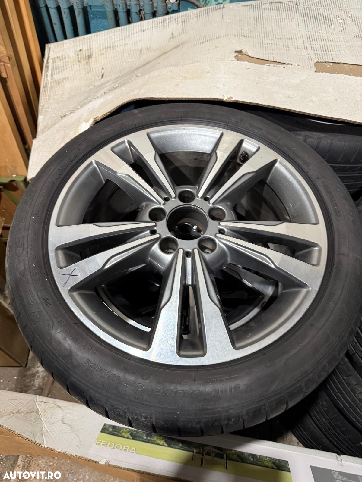 Mercedes-Benz E 350 BlueTEC 4MATIC - 16