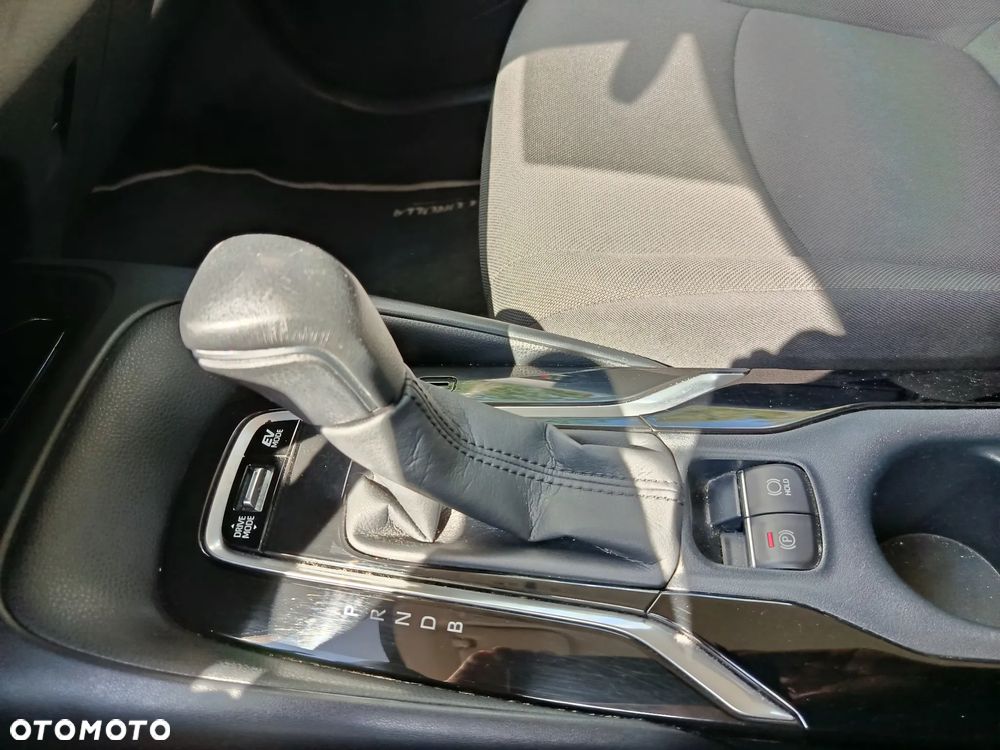 Toyota Corolla 1.8 Hybrid Comfort - 14