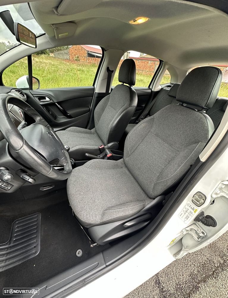 Citroën C3 1.2 PureTech Collection - 4