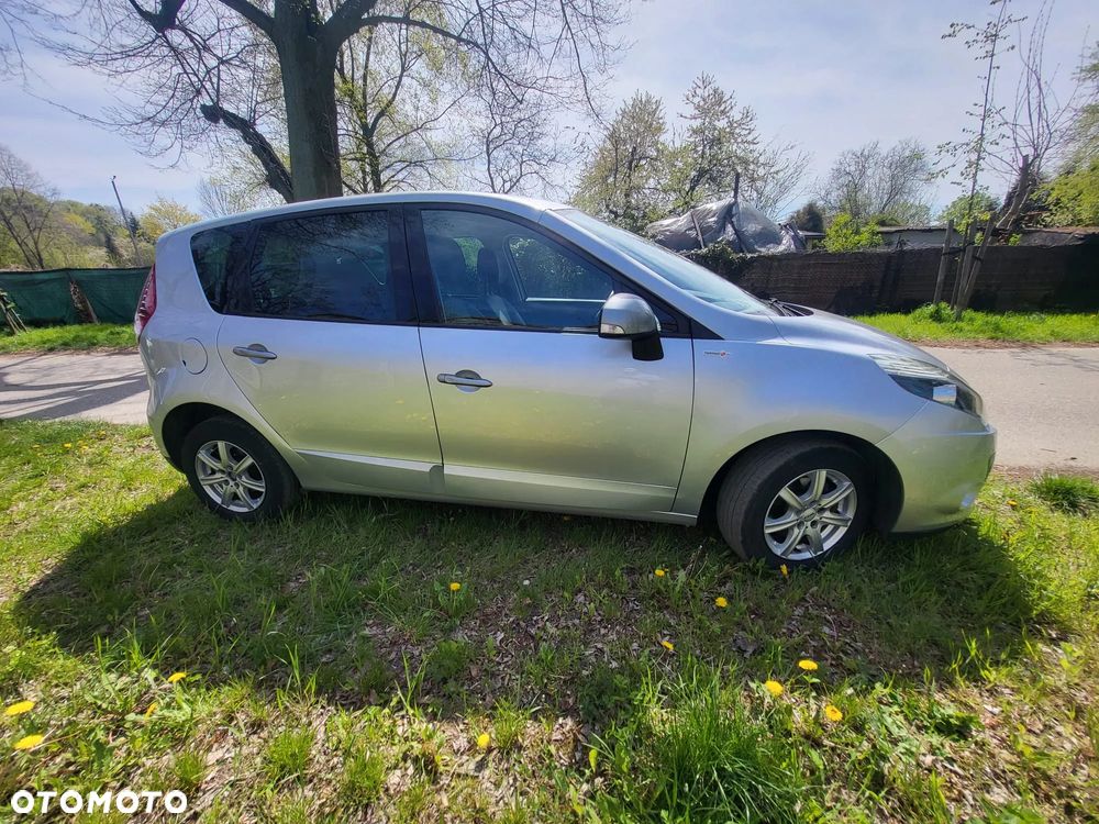 Renault Scenic 1.6 16V 110 TomTom Edition - 14