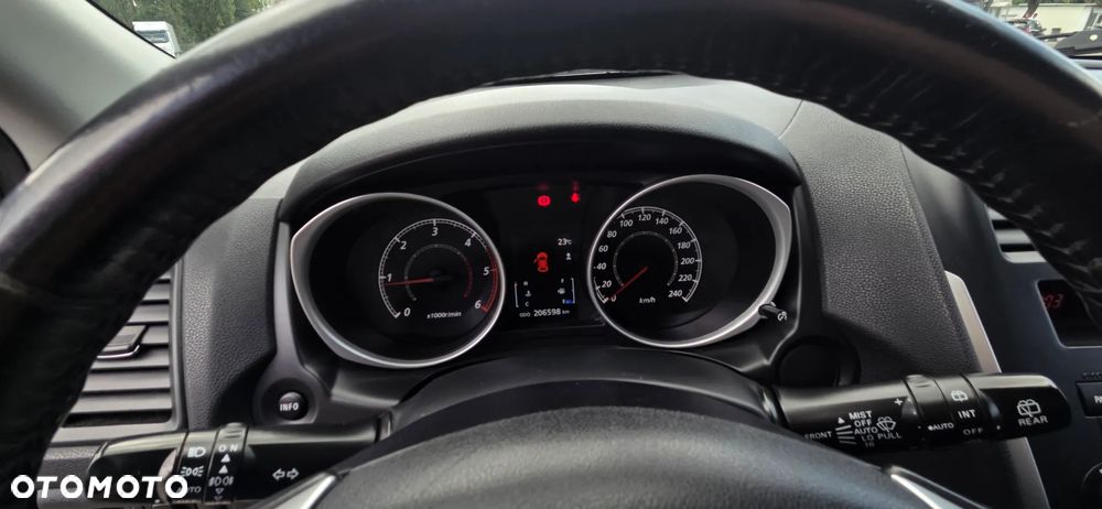 Mitsubishi ASX 1.8 DI-D 2WD Instyle - 24