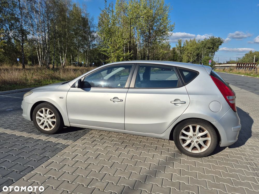 Hyundai i30 1.6 CRDi Base + EU5 - 7