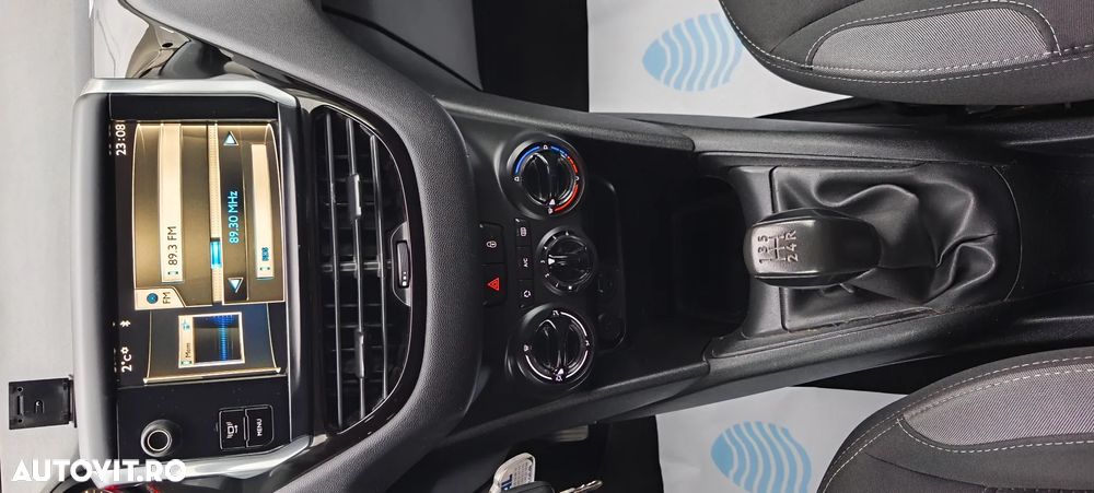 Peugeot 208 e-HDi 92 Stop&Start Style - 19