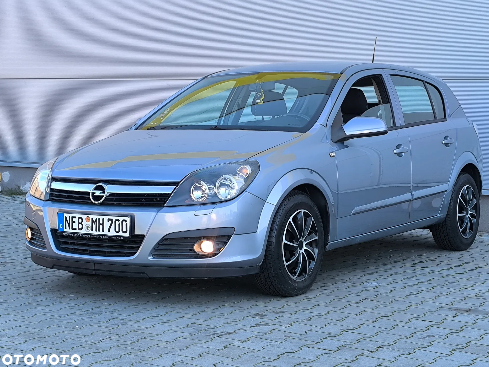 Opel Astra 1.6 - 11