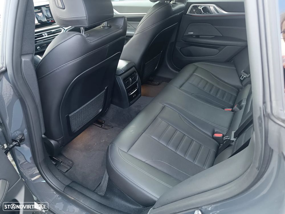 BMW i4 eDrive40 Pack Desportivo M - 13