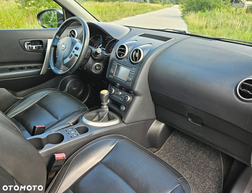 Nissan Qashqai 1.6 dCi N-Connecta - 9